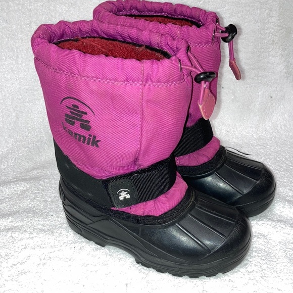 Kamik Other - Kamik size 12 winter boots removeable liners
